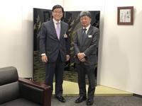 前田洋明JR西日本金沢支社長と市長とのツーショット写真