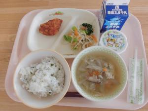 5月2日火曜日 給食写真