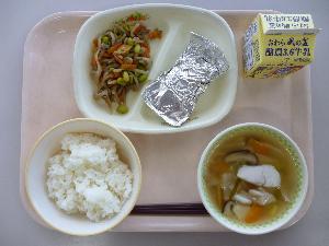 2月26日月曜日 給食写真