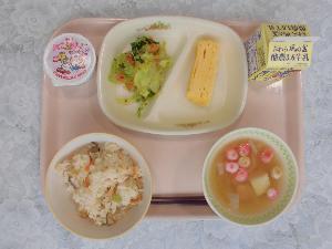3月3日 月曜日 給食写真