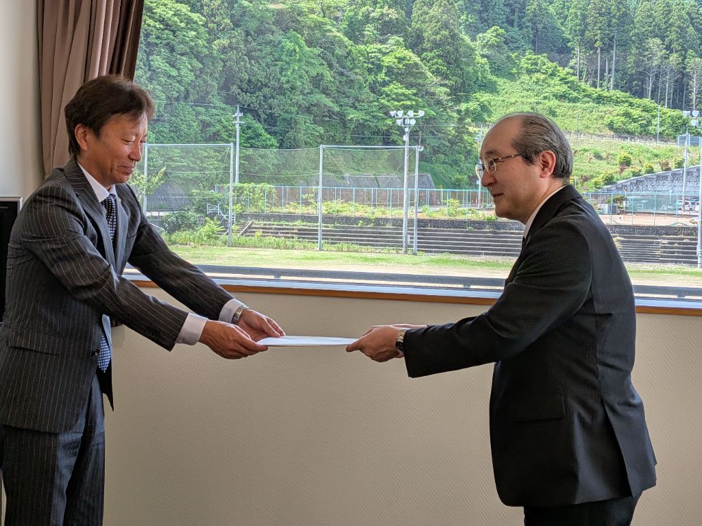 会長から市長への答申